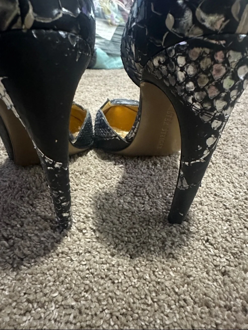 Walter Steiger Faux  Snakeskin Scalloped Heels